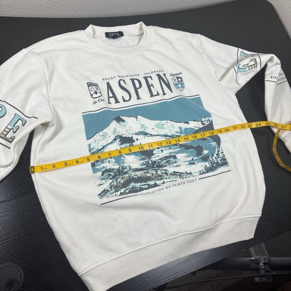 Aspen‎ Graphic Sweatshirt - White and Blue - Picture 5 of 7